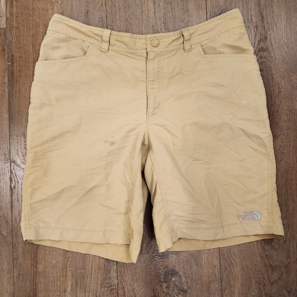 The North Face Tech Shorts Khaki Casual Tan Outdoors Men's size 32